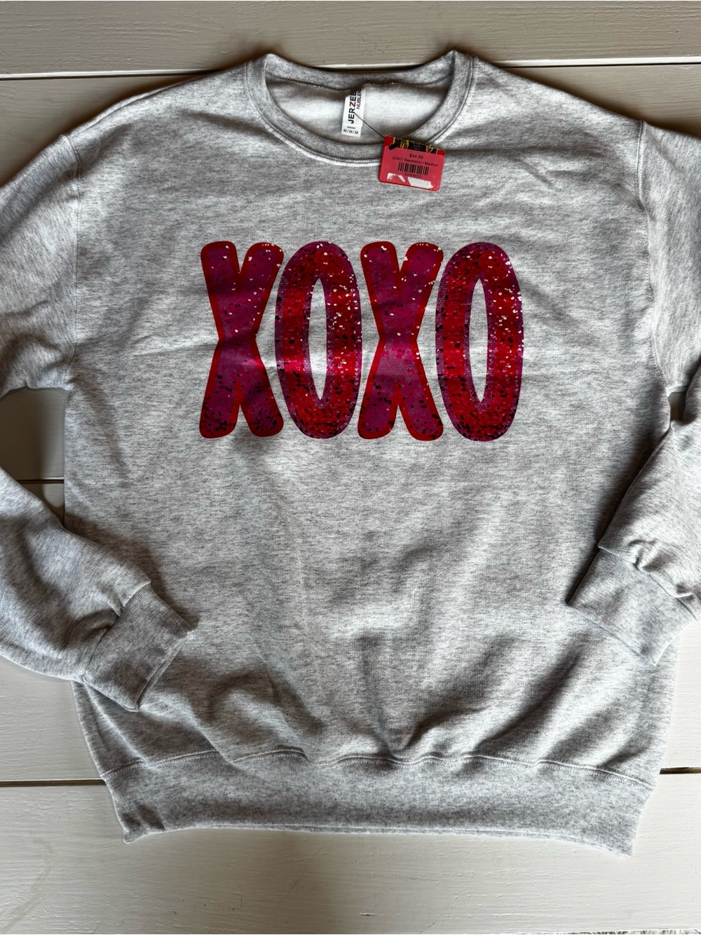Jerzees Gray Crewneck Sweatshirt with Red-Pink 'XOXO' Graphic - Medium